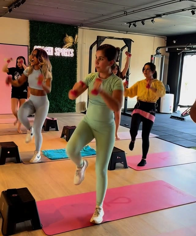 HIIT High 45 training in Utrecht bij Chachi Sports voor vrouwen met intensieve oefeningen voor conditie, kracht en vetverbranding